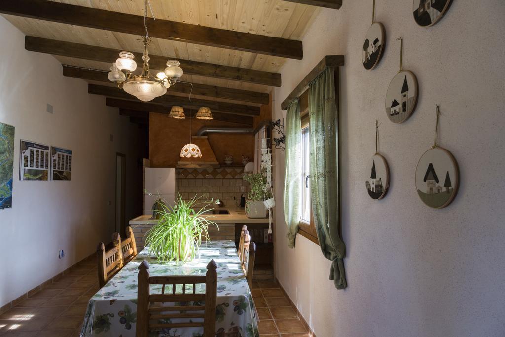 Casa La Tora Guest House เดลแตเบรอ ห้อง รูปภาพ